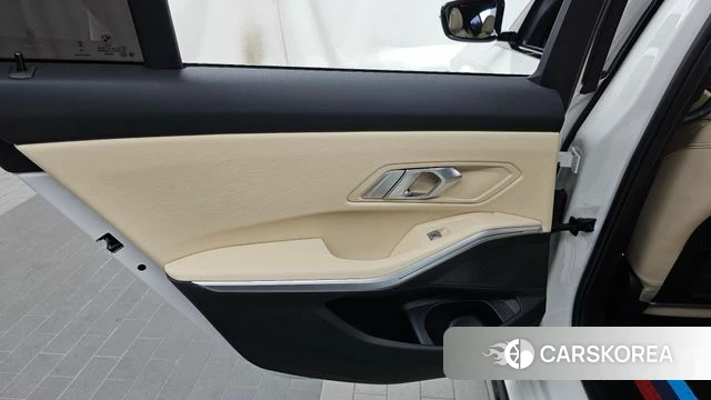 BMW 3 Series (G20) id 4744696 из Кореи 17