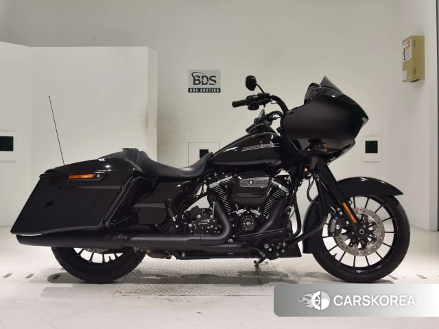 Проданный Harley-Davidson Road Glide FLTRXS1750 2018 из Японии