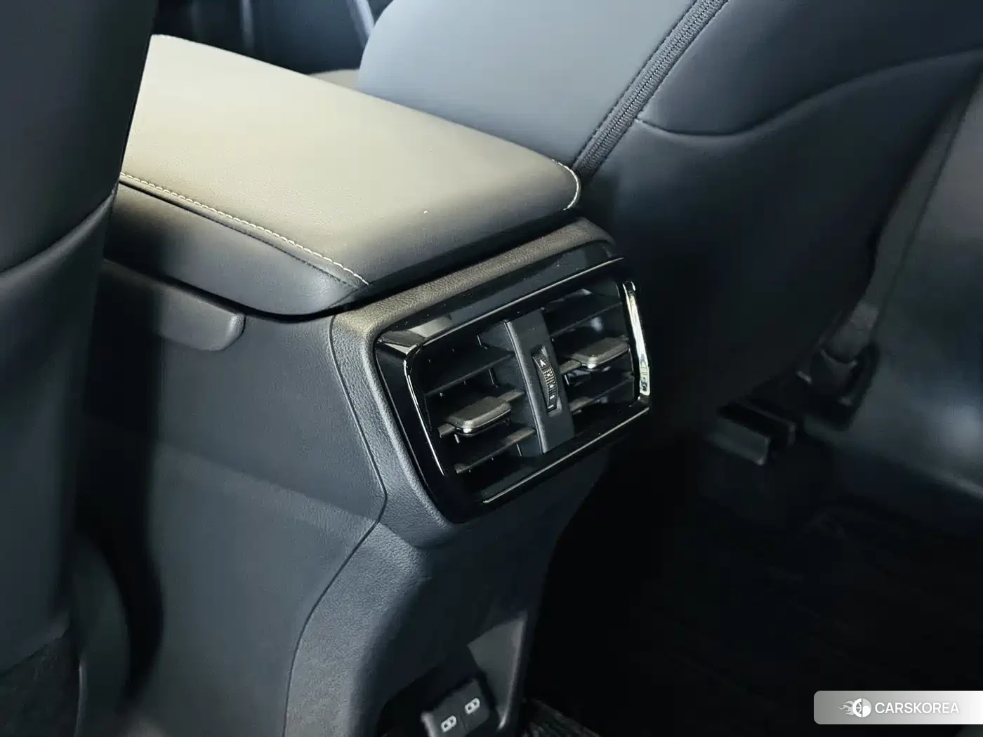 Lexus NX id 4546059 из Китая 17