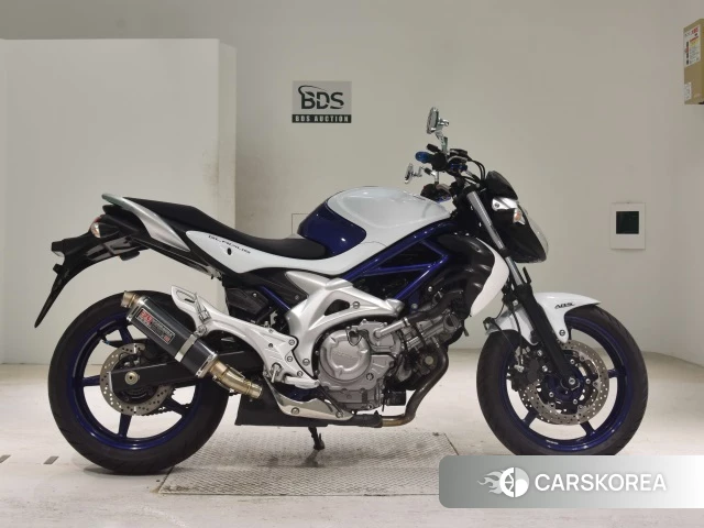 Проданный Suzuki GLADIUS 400 2010 из Японии