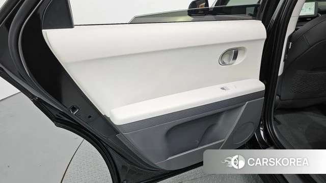 Hyundai Ionic 5 id 4283011 из Кореи 17