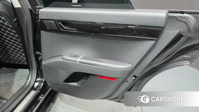 Hyundai Grandeur (GN7) id 4336708 из Кореи 17