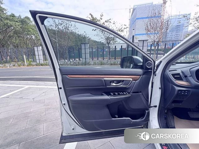 Honda CR-V id 4260443 из Китая 17