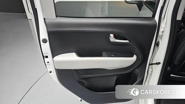 Kia The New Kia Ray id 4675274 из Кореи 17