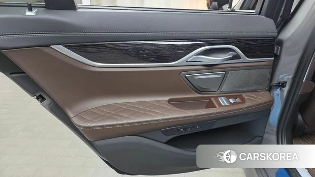 BMW 7 Series (G11) id 4323852 из Кореи 17