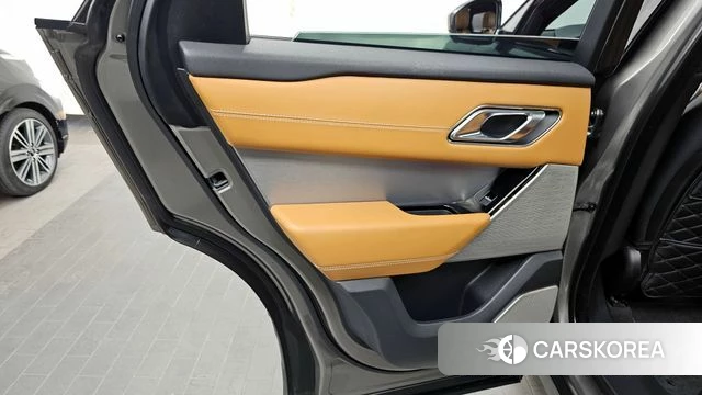 Land Rover Range Rover Velar id 4294705 из Кореи 17