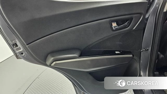 Ssangyong Tivoli Air id 4776336 из Кореи 17