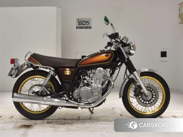 Проданный Yamaha SR400 2019 из Японии
