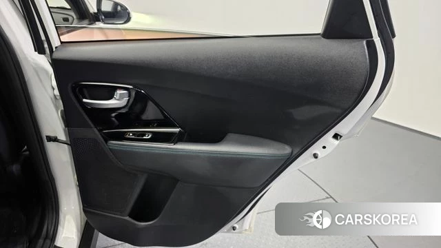 Kia Niro EV id 4519761 из Кореи 17