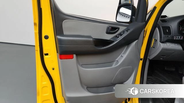 Hyundai The New Grand Starex id 4345696 из Кореи 17
