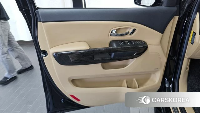 Kia The New Carnival id 4693768 из Кореи 17