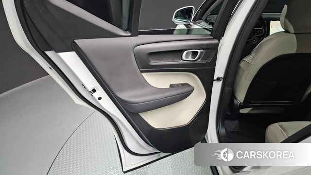 Volvo XC40 id 4487788 из Кореи 17