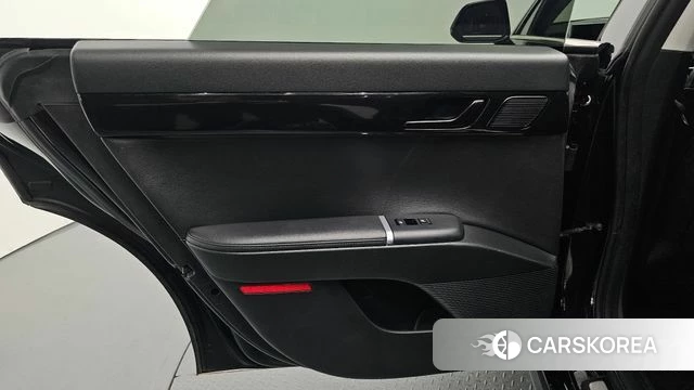 Hyundai Grandeur Hybrid (GN7) id 4540584 из Кореи 17
