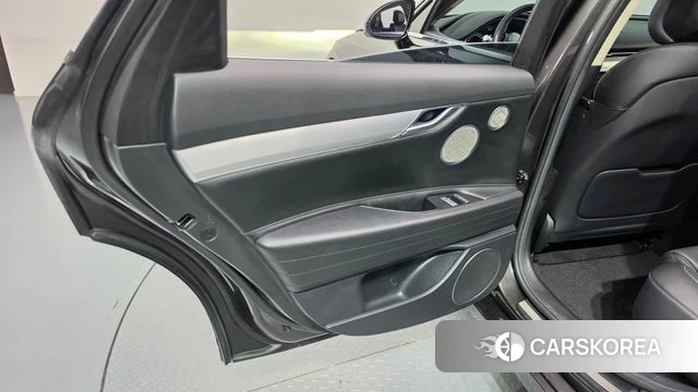 Genesis Electrified G80 (RG3) id 4676338 из Кореи 17