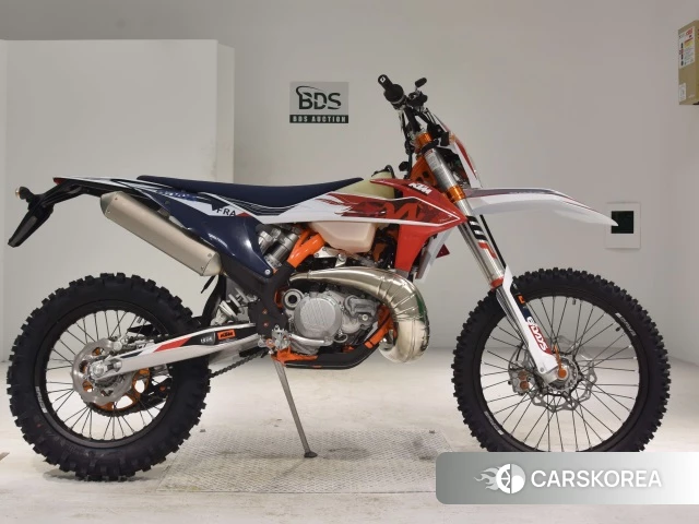 Проданный KTM 250 EXC-F SIX DAYS 2023 из Японии