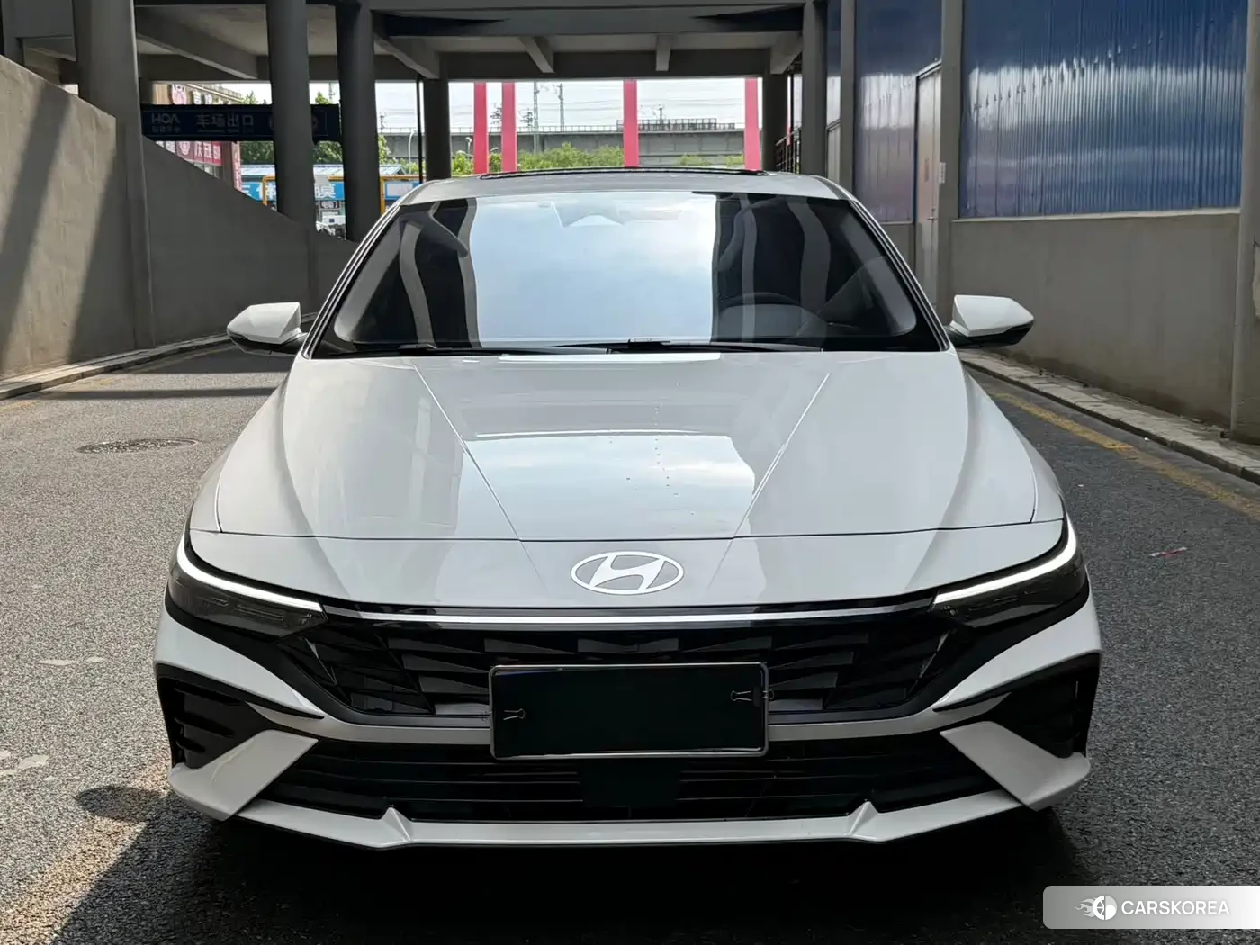 Hyundai Elantra id 4570315 из Китая 17