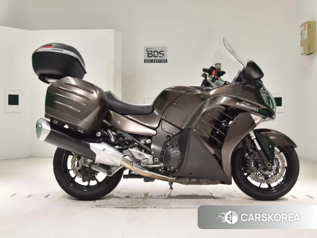 Проданный Kawasaki 1400GTR 2010 из Японии