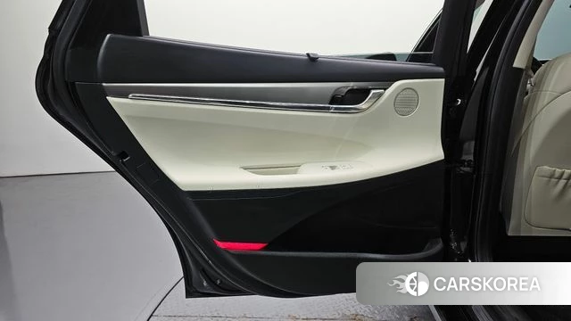 Hyundai The New Grandeur IG Hybrid id 4793242 из Кореи 17