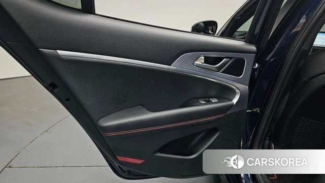 Genesis G70 id 4188684 из Кореи 17