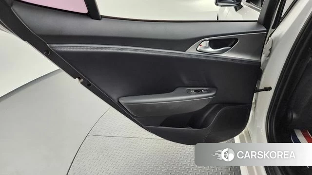 Kia Stinger id 4269367 из Кореи 17