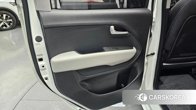 Kia The New Kia Ray id 4280629 из Кореи 17