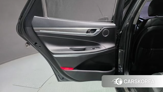 Hyundai Grandeur IG id 4732901 из Кореи 17