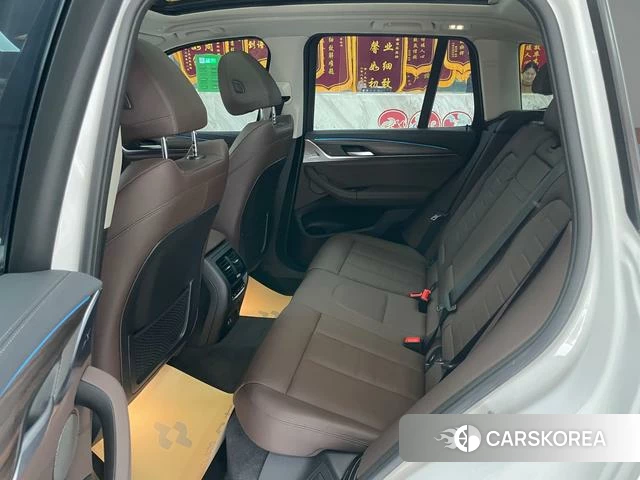 BMW X3 id 4348746 из Китая 17