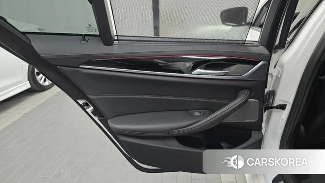 BMW 5 Series (G30) id 4687985 из Кореи 17