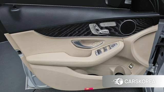 Mercedes-Benz C-Class W205 id 4662771 из Кореи 17