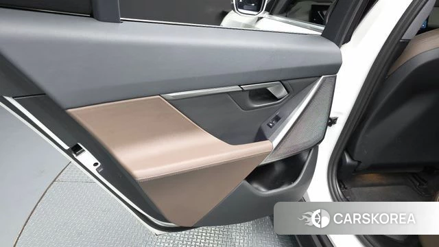 BMW 5 Series (G60) id 4230413 из Кореи 17