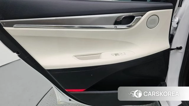 Hyundai The New Grandeur IG id 4764288 из Кореи 17