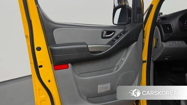 Hyundai The New Grand Starex id 4304735 из Кореи 17