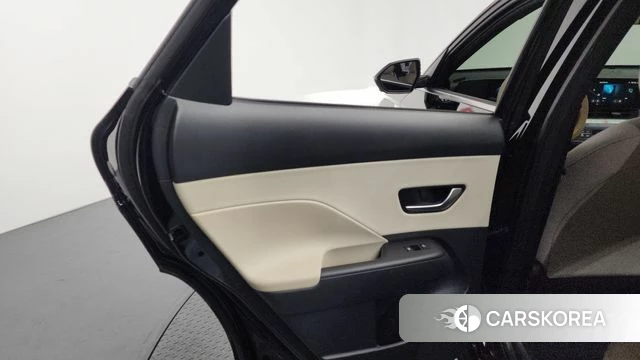 Hyundai Kona (SX2) id 4243670 из Кореи 17