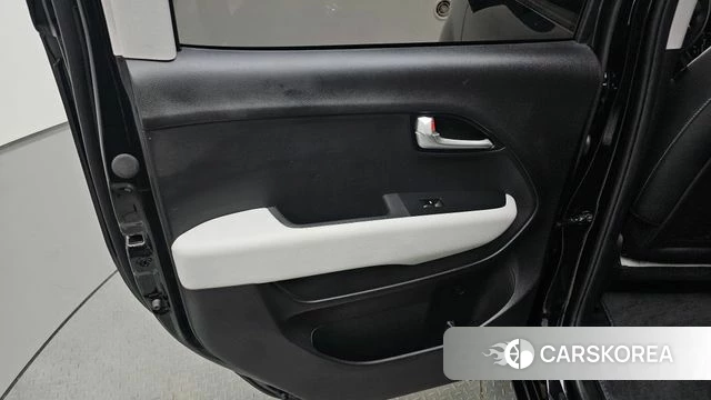 Kia The New Kia Ray id 4469125 из Кореи 17