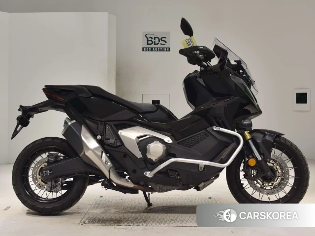 Проданный Honda X-ADV 750 id 4101871 из Японии