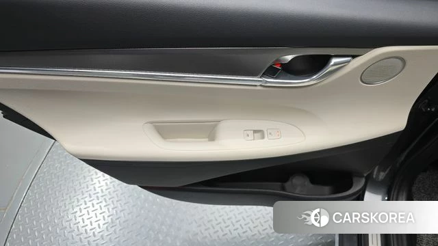 Hyundai The New Grandeur IG Hybrid id 4666627 из Кореи 17