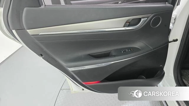 Hyundai The New Grandeur IG Hybrid id 4687811 из Кореи 17