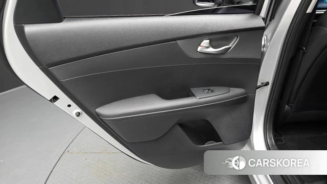 Kia Come New K3 id 4295096 из Кореи 17