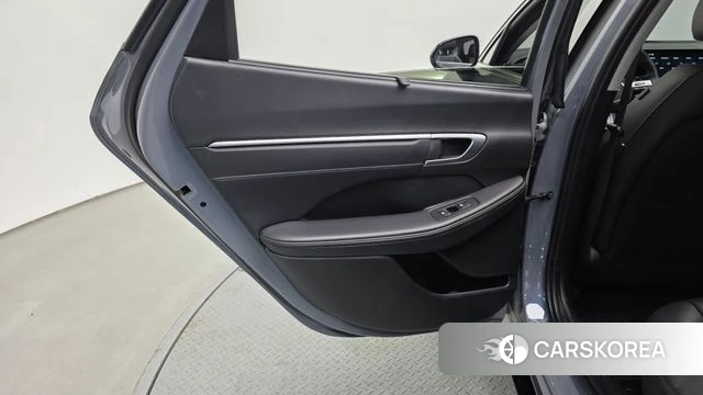 Hyundai Sonata D Edge Hybrid (DN8) id 4342806 из Кореи 17