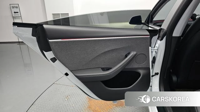 Tesla Model 3 id 4753096 из Кореи 17