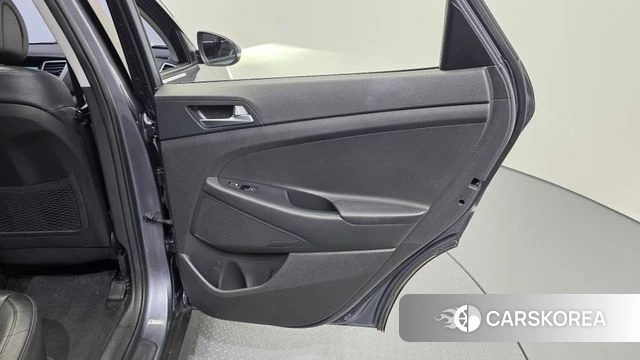 Hyundai All New Tucson id 4233220 из Кореи 17