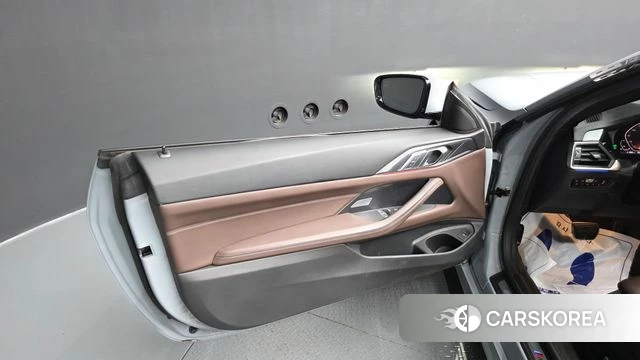 BMW 4 Series (G22) id 4778932 из Кореи 17