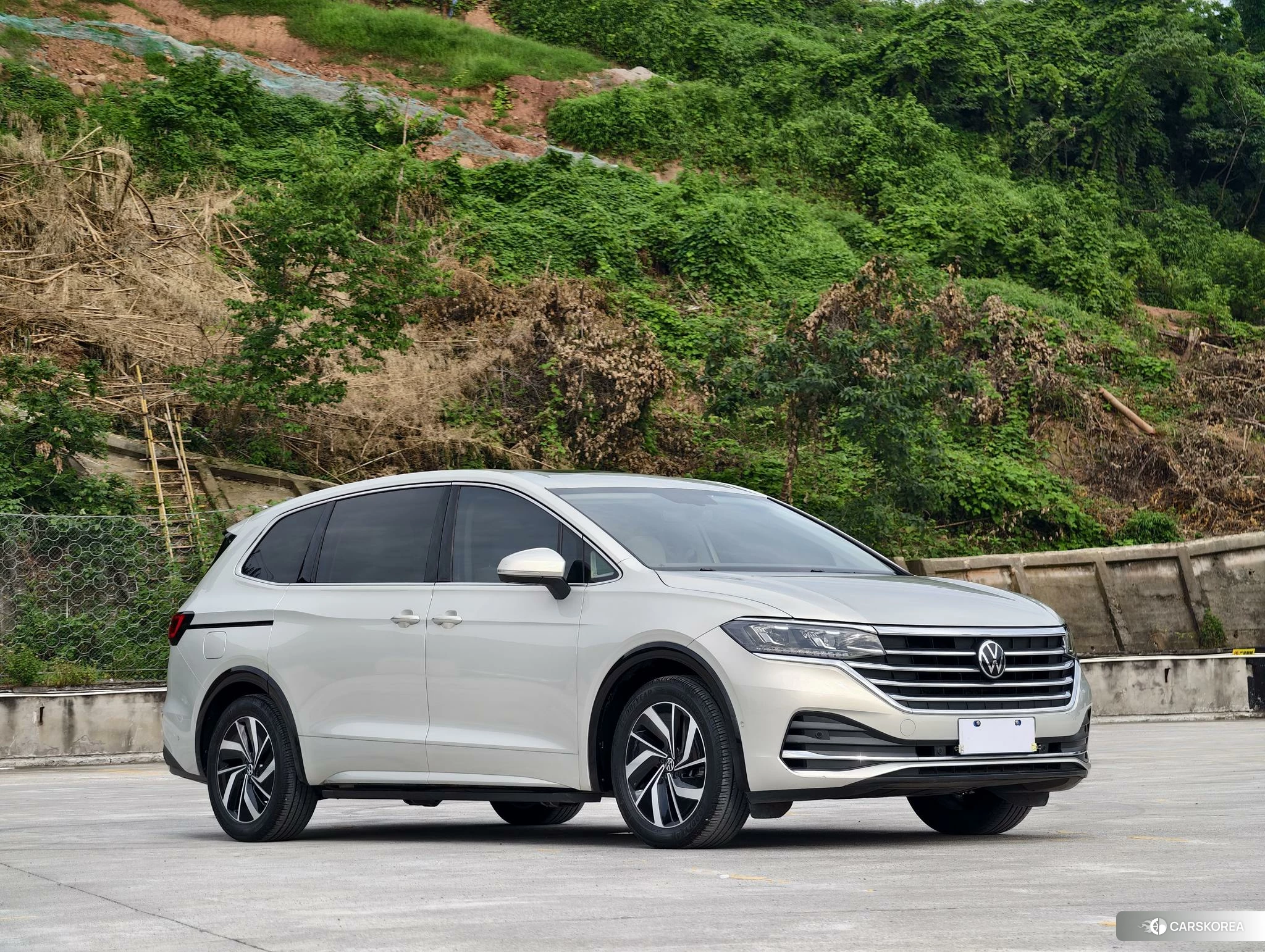 Volkswagen Weiran id 4455160 из Китая 17