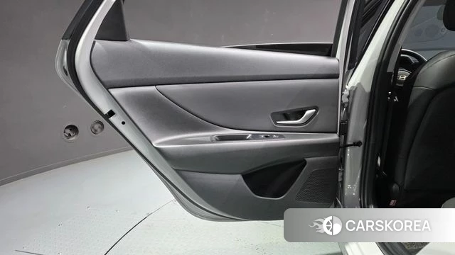 Hyundai The New Avante (CN7) id 4904355 из Кореи 17