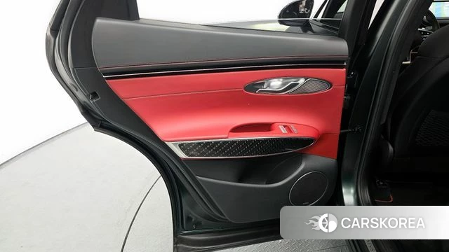 Genesis GV70 id 4224375 из Кореи 17