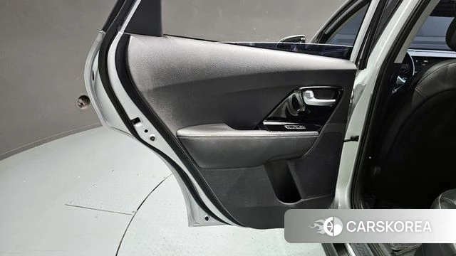 Kia Niro EV id 4283495 из Кореи 17