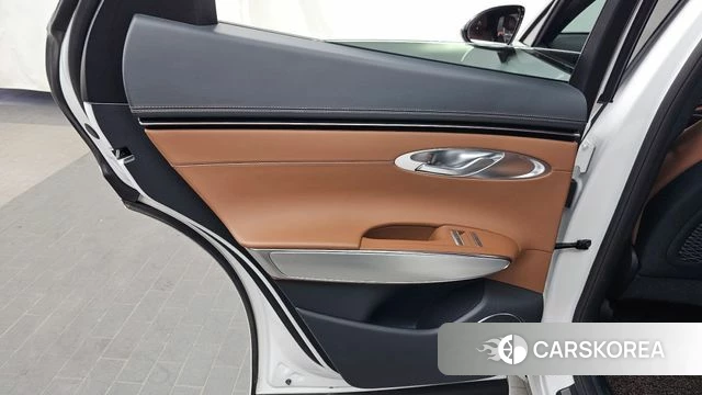 Genesis GV70 id 4641767 из Кореи 17