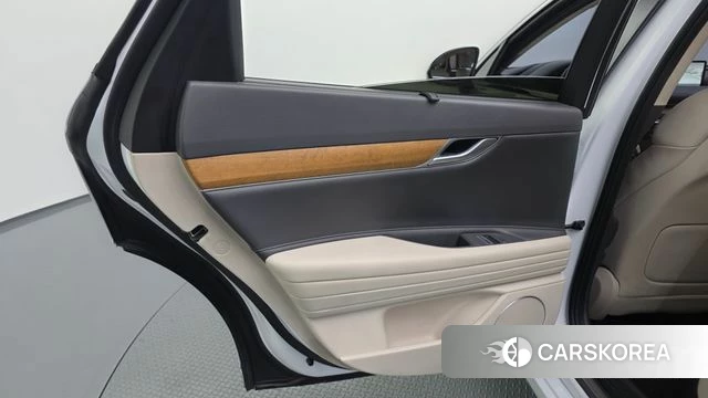 Genesis G80 (RG3) id 4625294 из Кореи 17