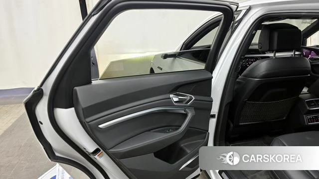 Audi e-Tron id 4282831 из Кореи 17