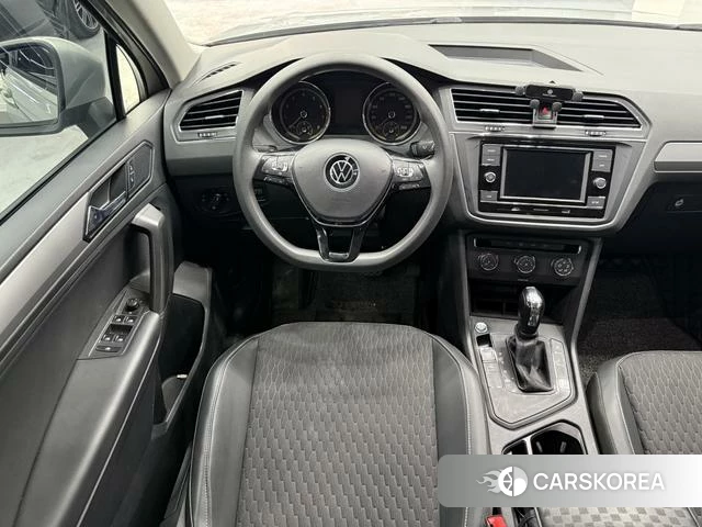 Volkswagen Tiguan L id 4261565 из Китая 17